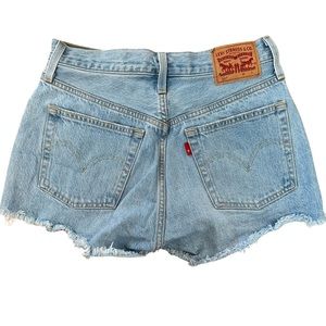 Levi’s light wash 501 denim shorts